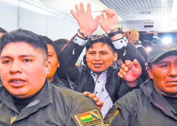 El médico Jhiery Fernández recupera la libertad luego de ser juzgado injustamente