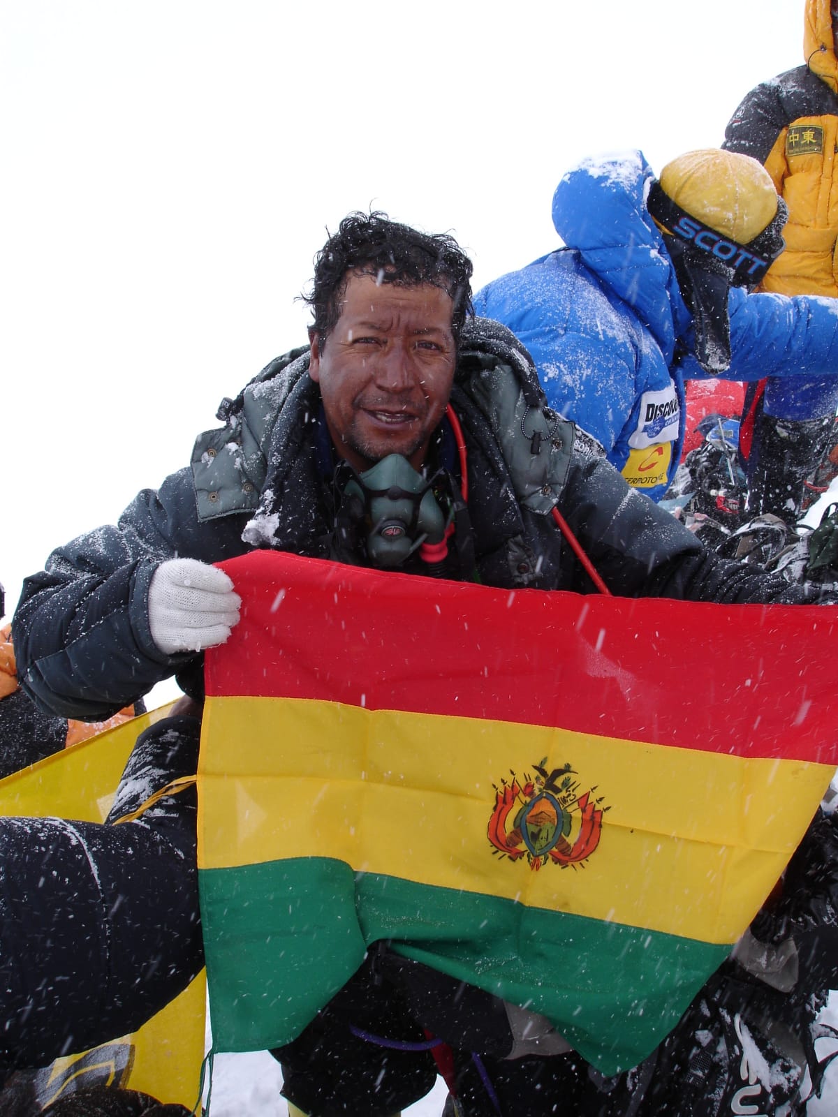 Juan Carlos Escobar Aguilar, el primer guía de montaña boliviano en coronar el Everest.
