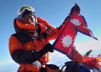 Escalador nepalí hombre récord con 27 subidas al Everest