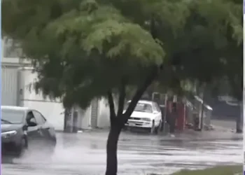 Intensa lluvia causa problemas en Cochabamba