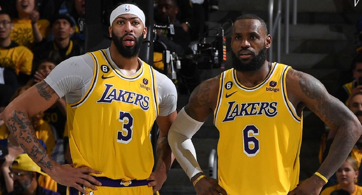 Los Lakers avanzan a la final del Oeste de NBA