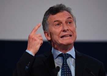 Macri dice que ‘todo es un cuento’ y duda que pertrechos estén en un galpón de la Policía boliviana