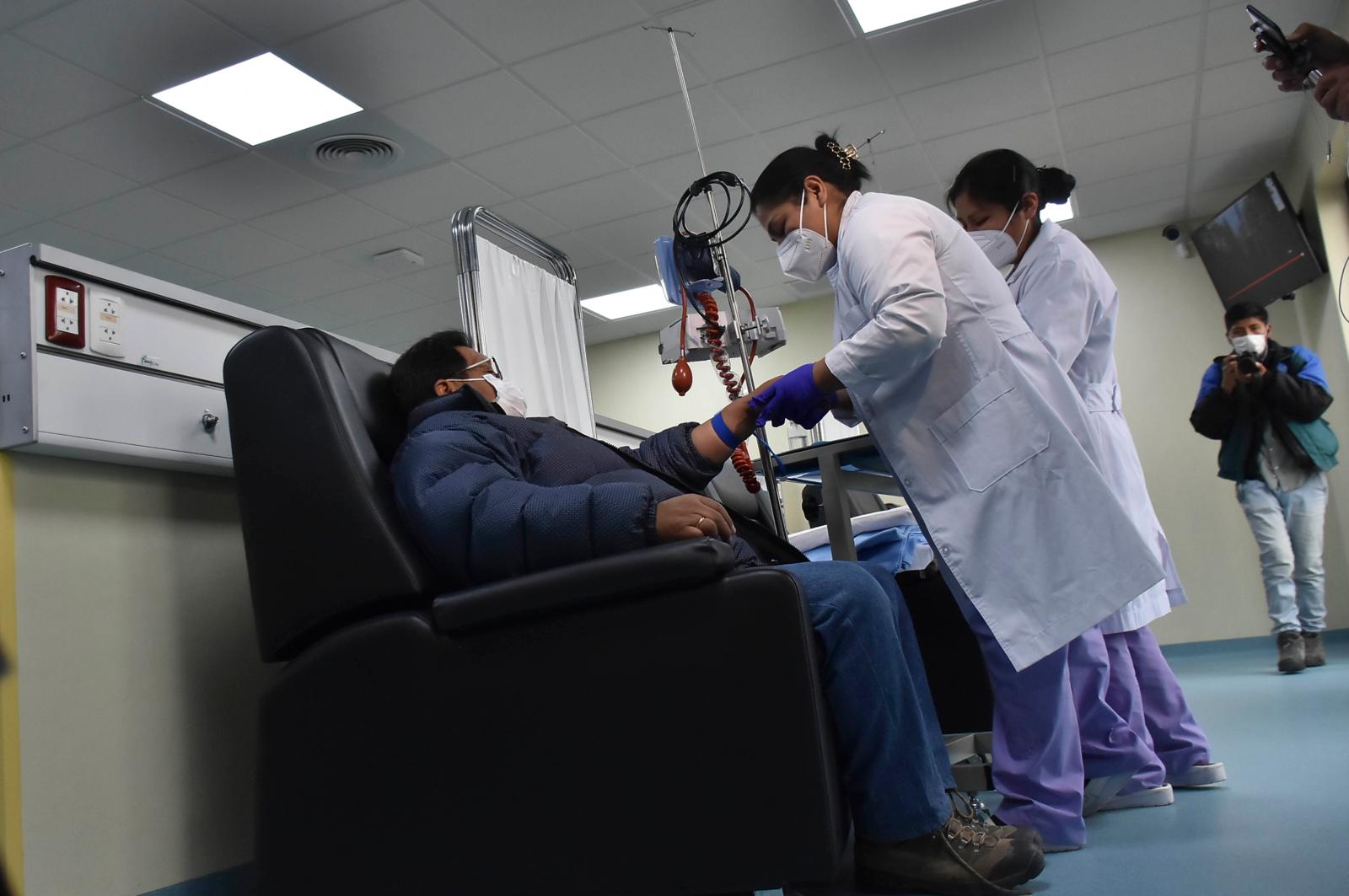 Más de un centenar de pacientes recibieron el radiofármaco contra el cáncer producido en el país