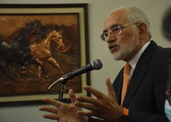 Mesa cree que con el juicio a Áñez se busca hacerle ‘reconocer’ que es ‘cómplice de un golpe de Estado’