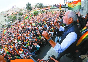 Nueve momentos: Carlos Mesa fue el factor clave de la sucesión de Jeanine Áñez