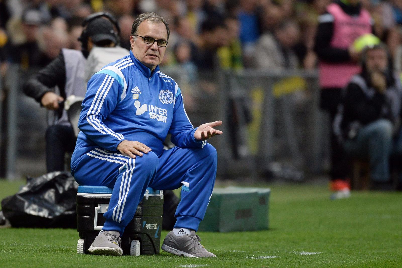 Marcelo Bielsa, un (no tan) loco al frente de la selección uruguaya