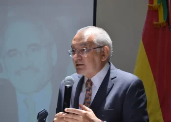 Mesa: Nuevo gobierno debe salvar la economía y reconstruir la democracia