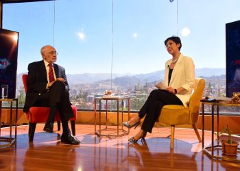 Carlos Mesa, en entrevista con Claudia Benavente, el viernes en La Razón.