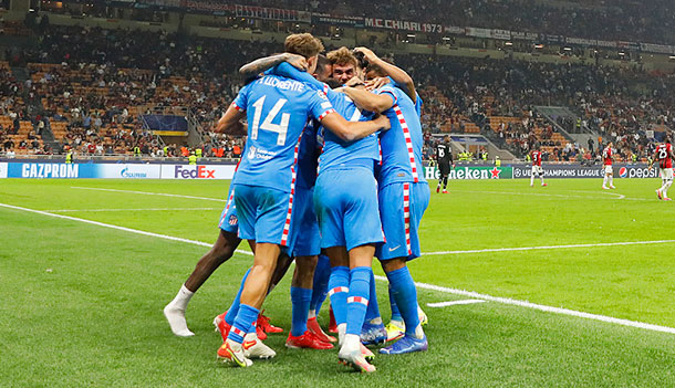 Griezmann y Suárez salvan al Atlético ante un Milan diezmado