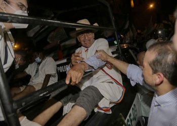 En recibimiento a la marcha indígena, Camacho arenga que ‘el camino es el federalismo’