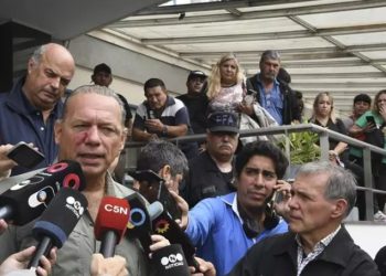Ministro atacado