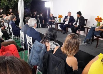Macri no lo quiso y Vizcarra tuvo temor: cómo Fernández ‘salvó’ a Morales en 2019