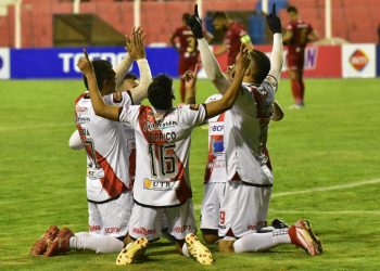 Nacional Potosí golea (6-0) a Guabirá y se consolida en el segundo lugar