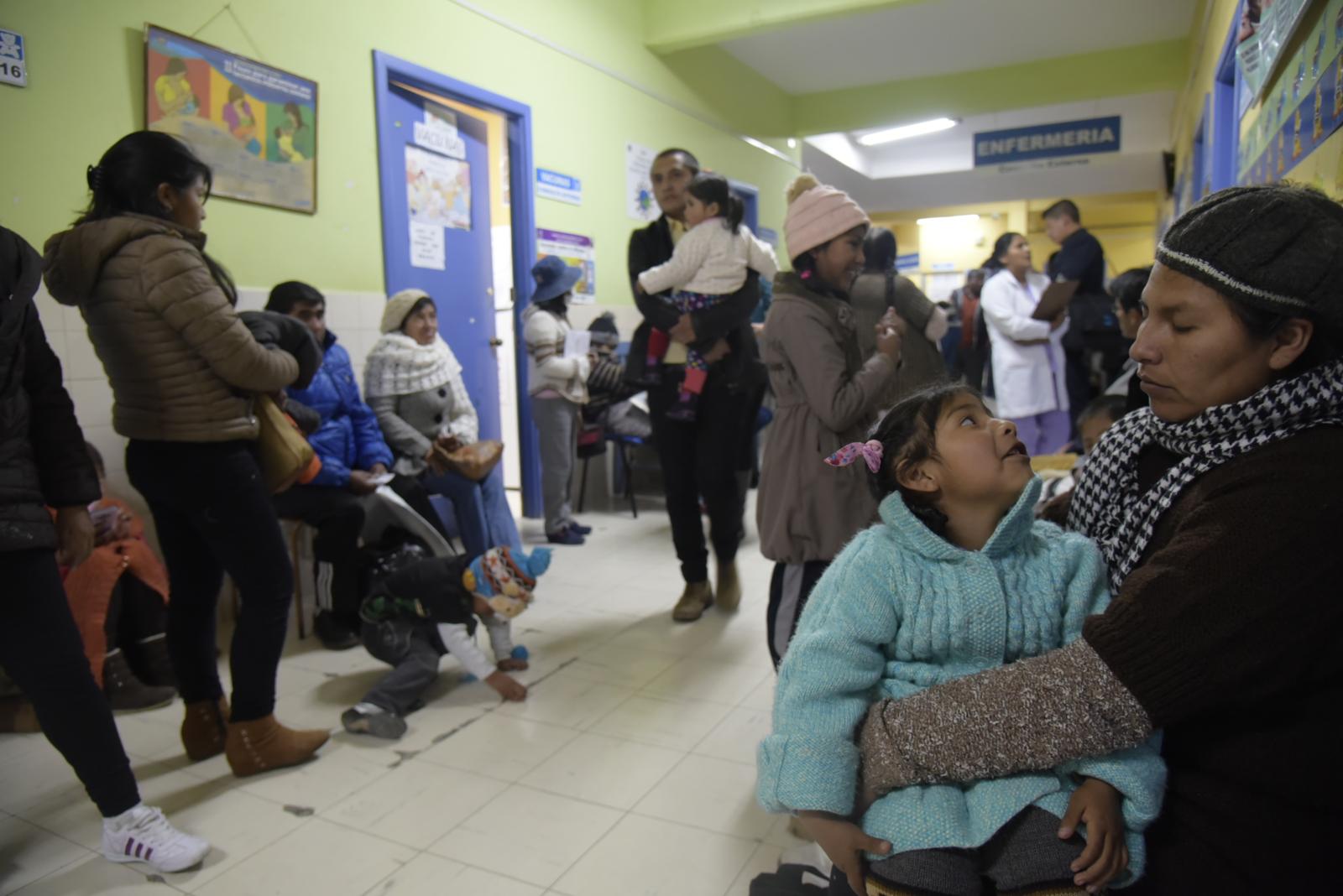 ¿Niños resfriados? Conozca las alertas que señalan la necesidad de atención médica