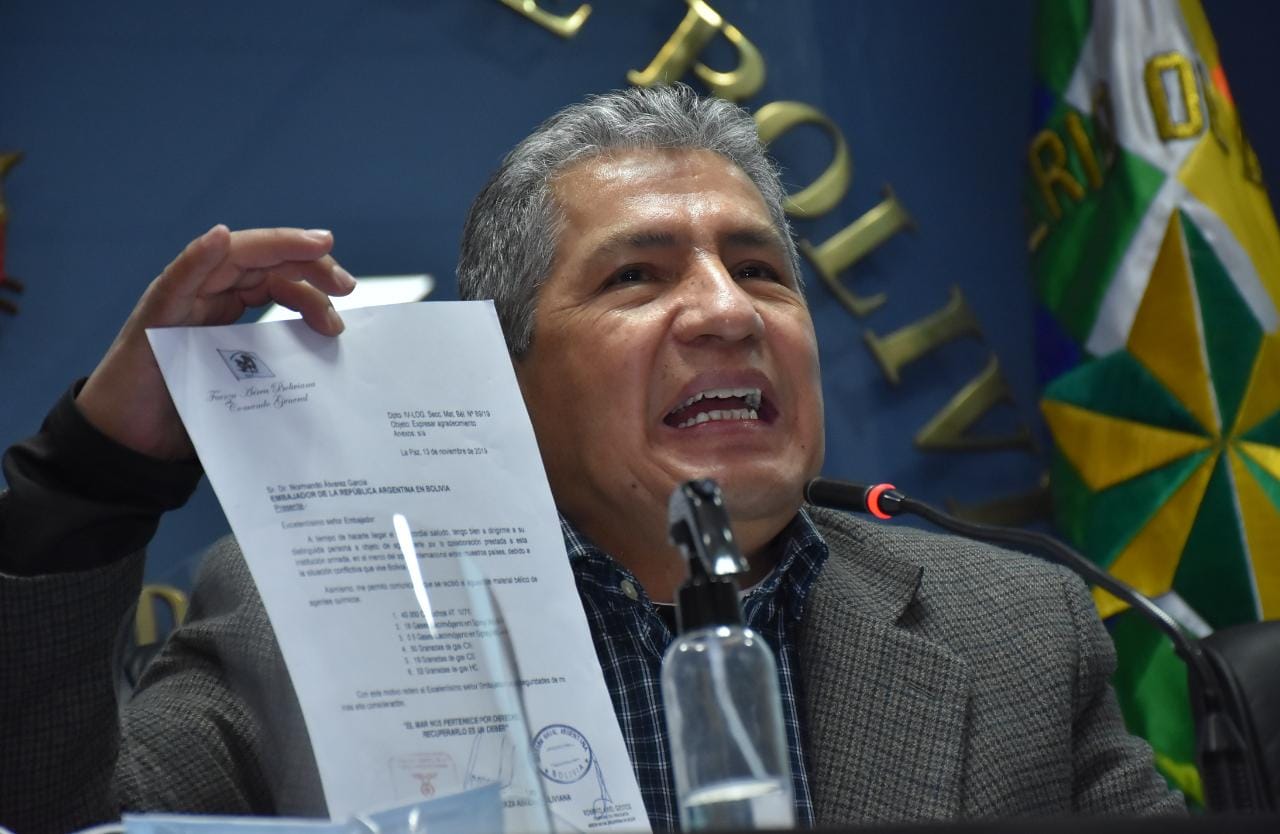 Novillo ratifica ausencia de registro de material antidisturbios argentino en archivos militares