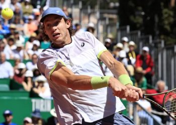 Jarry elimina a Zverev y jugará la final de Ginebra ante Dimitrov