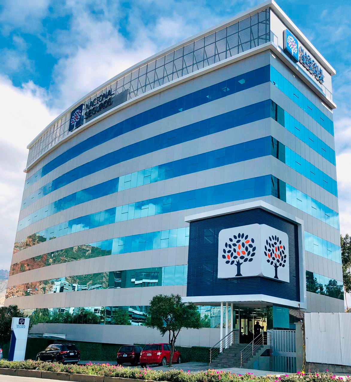 Nacional Seguros inaugura su moderno edificio de oficinas en la “Ciudad Maravilla”