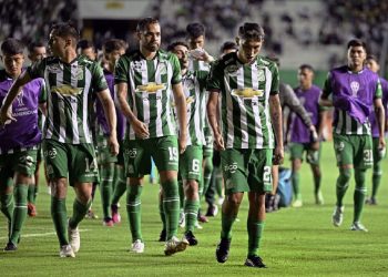 Bragantino golea 4-0 a Oriente Petrolero por la Sudamericana