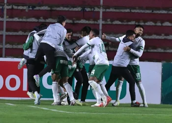 Pese a caer, The Strongest jugará los play offs en la Copa Bolivia
