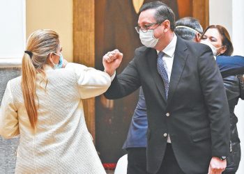 Óscar Ortiz, el logiero que hizo presidenta a Jeanine Áñez