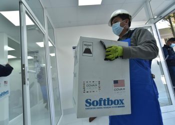 Salud confirma que 6,8 millones de dosis contra el COVID-19 siguen sin usar