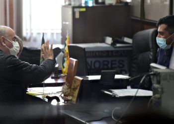 Parada declara en la Fiscalía por el caso Gases y a su salida evita hablar de Murillo