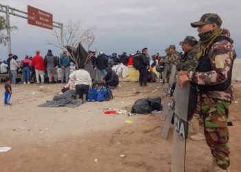 Perú militariza sus fronteras ante llegada de migrantes