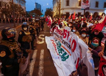Diez días que estremecieron a los mercados en Perú