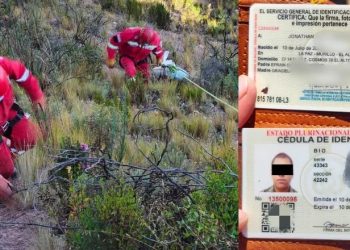 La Unidad de Bomberos, en el operativo de rescate del cuerpo cercenado de un joven en Palca, La Paz.
