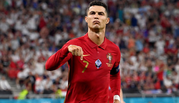 Cristiano Ronaldo remonta ante Irlanda y deja atrás el récord de Ali Daei