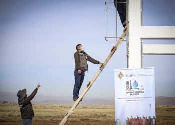Desarrollo Rural entrega sistemas de agua subterránea en Pucarani