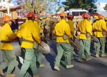 Ante riesgos de inundaciones, efectivos militares se despliegan en Quillacollo