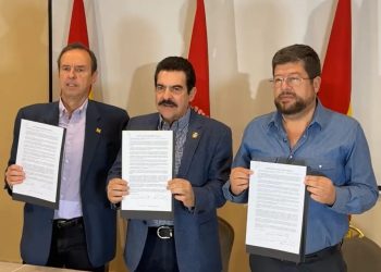 Jorge Quiroga, Manfred Reyes Villa y Samuel Doria Medina, cuando prometieron respetar resultados electorales. Foto: RRSS