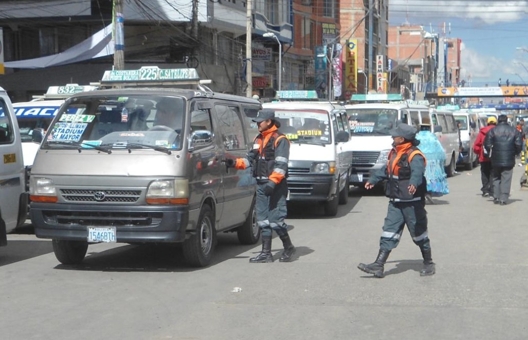 La restricción vehicular ampliada empieza el 15 de mayo en El Alto, desde el 29 habrá sanciones