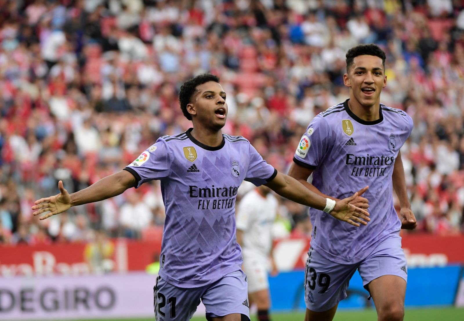 Rodrygo marca un doblete para la remontada del Real Madrid en Sevilla