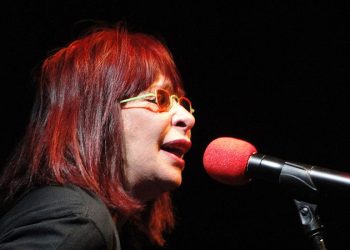 Rita Lee la «reina» rebelde del rock brasileño