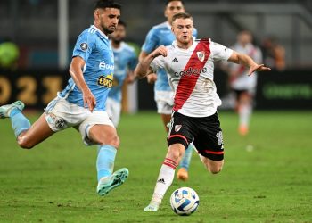 River pone en riesgo su permanencia en la Copa al empatar con Cristal