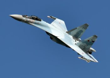 Rusia y Ucrania. cazabombardero ruso Su-35. EEUU Rusia sistema Patriot
