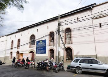 Un reo muere en el penal de San Pedro tras recibir un pelotazo