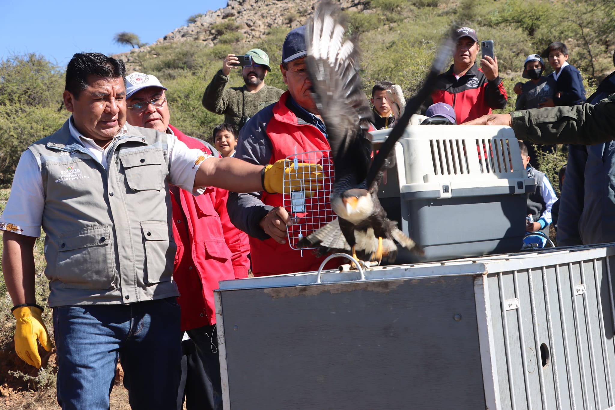 El entonces ministro Juan Santos Cruz en la liberación de un cóndor. Foto: Juan Santos