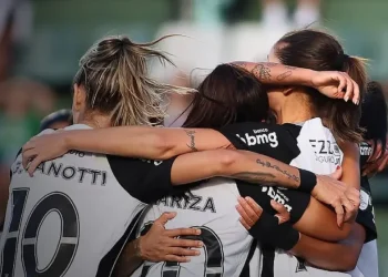 Corinthians vence por penales a D. Cali y conquista la Libertadores