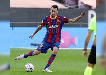 Busquets anuncia que deja el Barcelona a final de temporada
