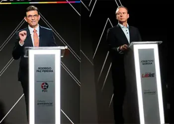 Paz y Quiroga llegan al debate presidencial en la ciudad de La Paz