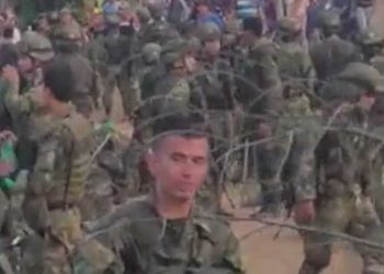 Cocaleros retienen a unos 180 militares en frontera entre Colombia y Venezuela
