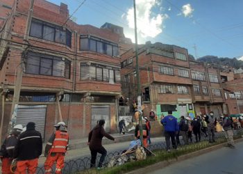 Un movimiento de tierra deja seis viviendas con rajaduras y 14 familias afectadas en La Paz