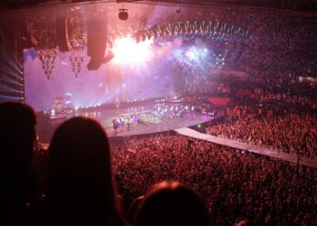 Chile realiza primer concierto en Latinoamérica como ensayo clínico por COVID-19