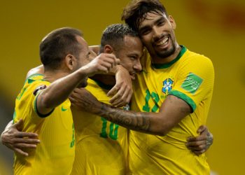De la mano de Neymar, Brasil alarga su récord sudamericano al vencer a Perú