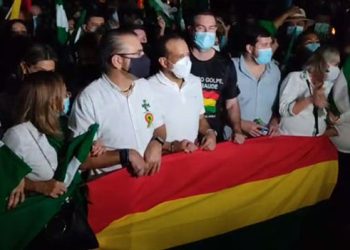 Calvo advierte que tiene la ‘receta para tumbar a un dictador’, Richter ve discurso ‘muy de ruptura’