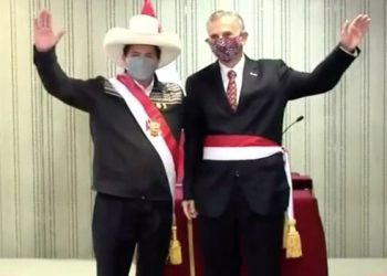 Perú estrena ministro de Finanzas tras vendaval en los mercados