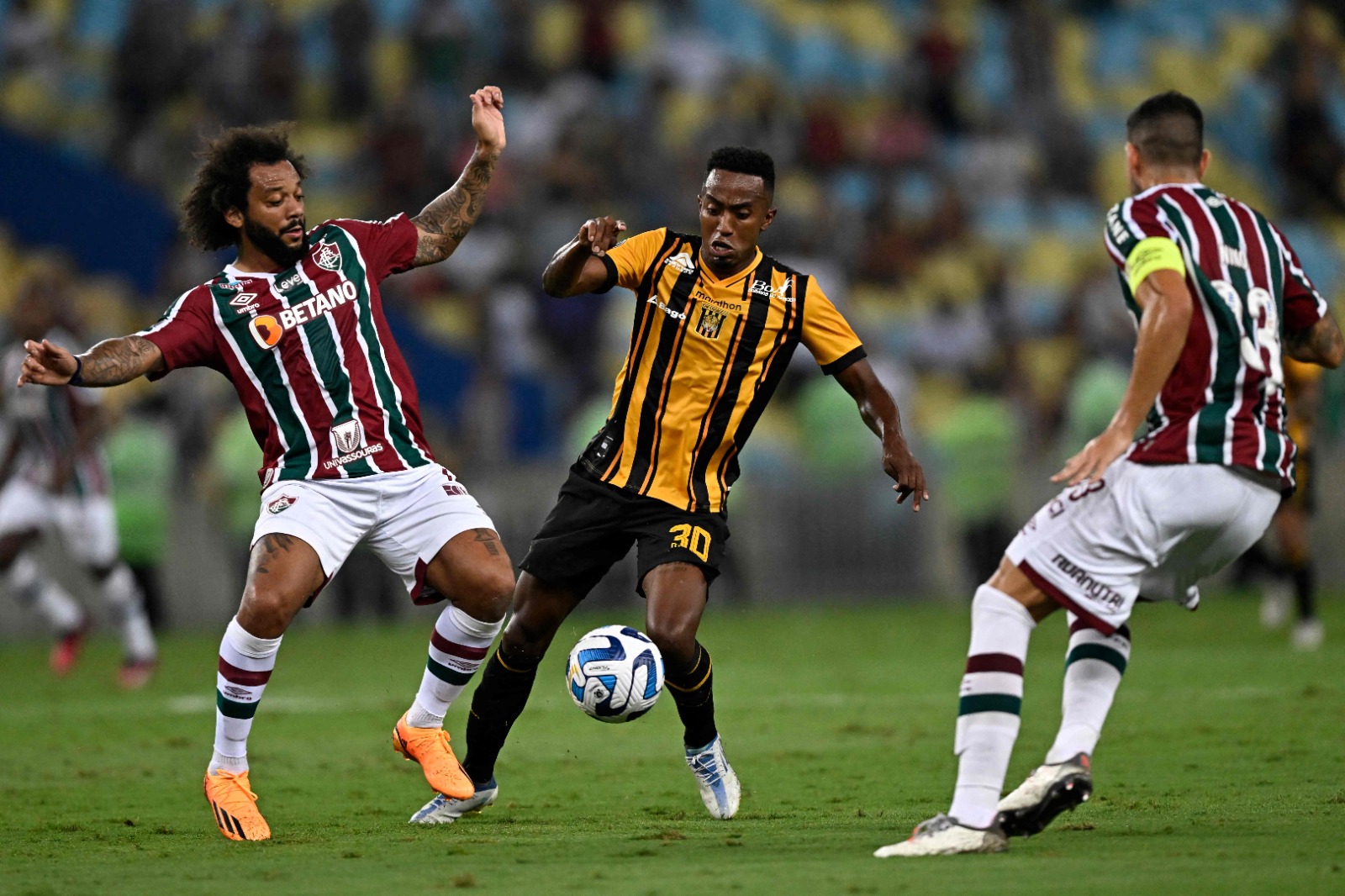 The Strongest pierde 0-1 ante Fluminense, pero deja una buena imagen